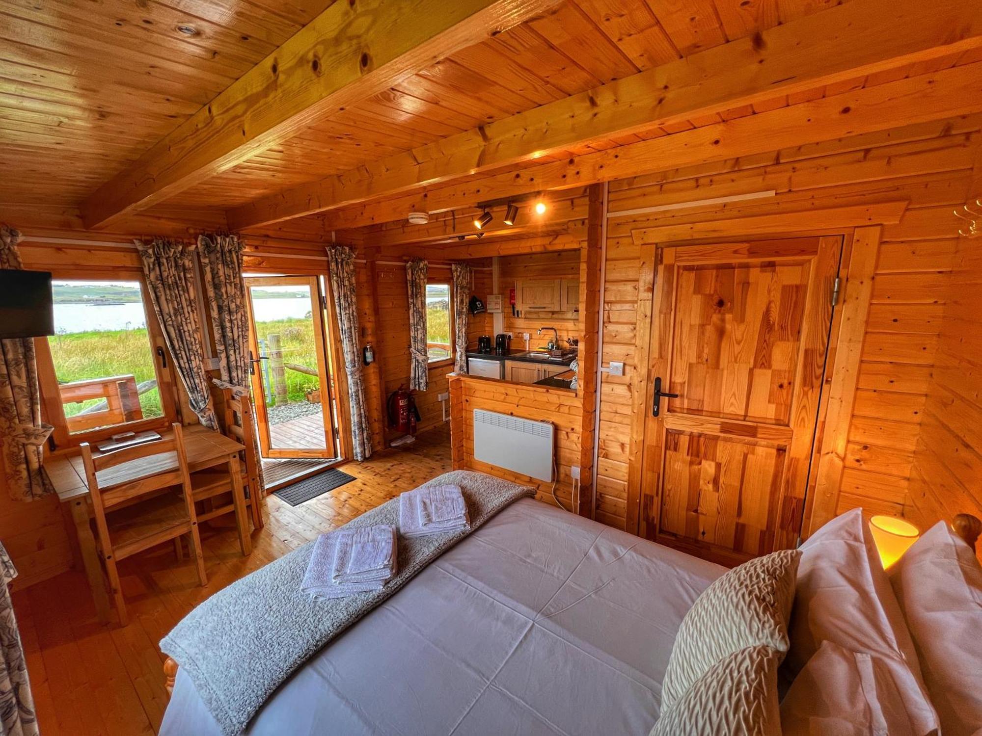 Harlosh Log Cabins Dunvegan  Δωμάτιο φωτογραφία