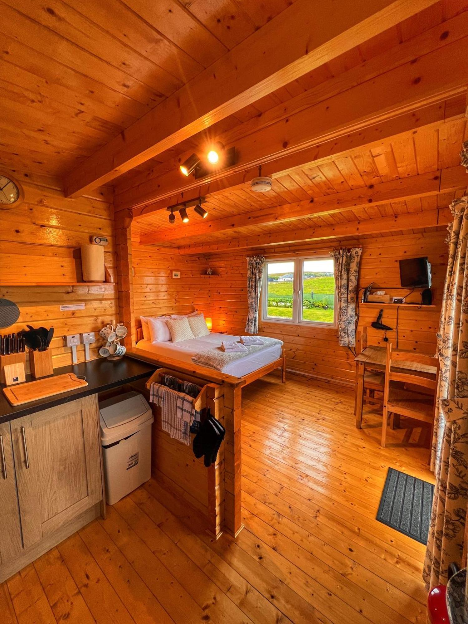 Harlosh Log Cabins Dunvegan  Δωμάτιο φωτογραφία